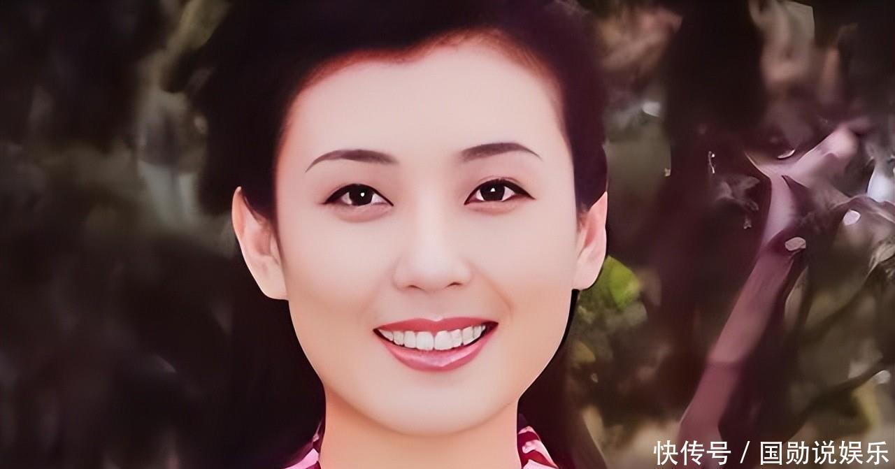 央视主持人李红:因出身被造谣嫁入豪门,如今47岁的她怎样了 - 360娱乐,你开心就好