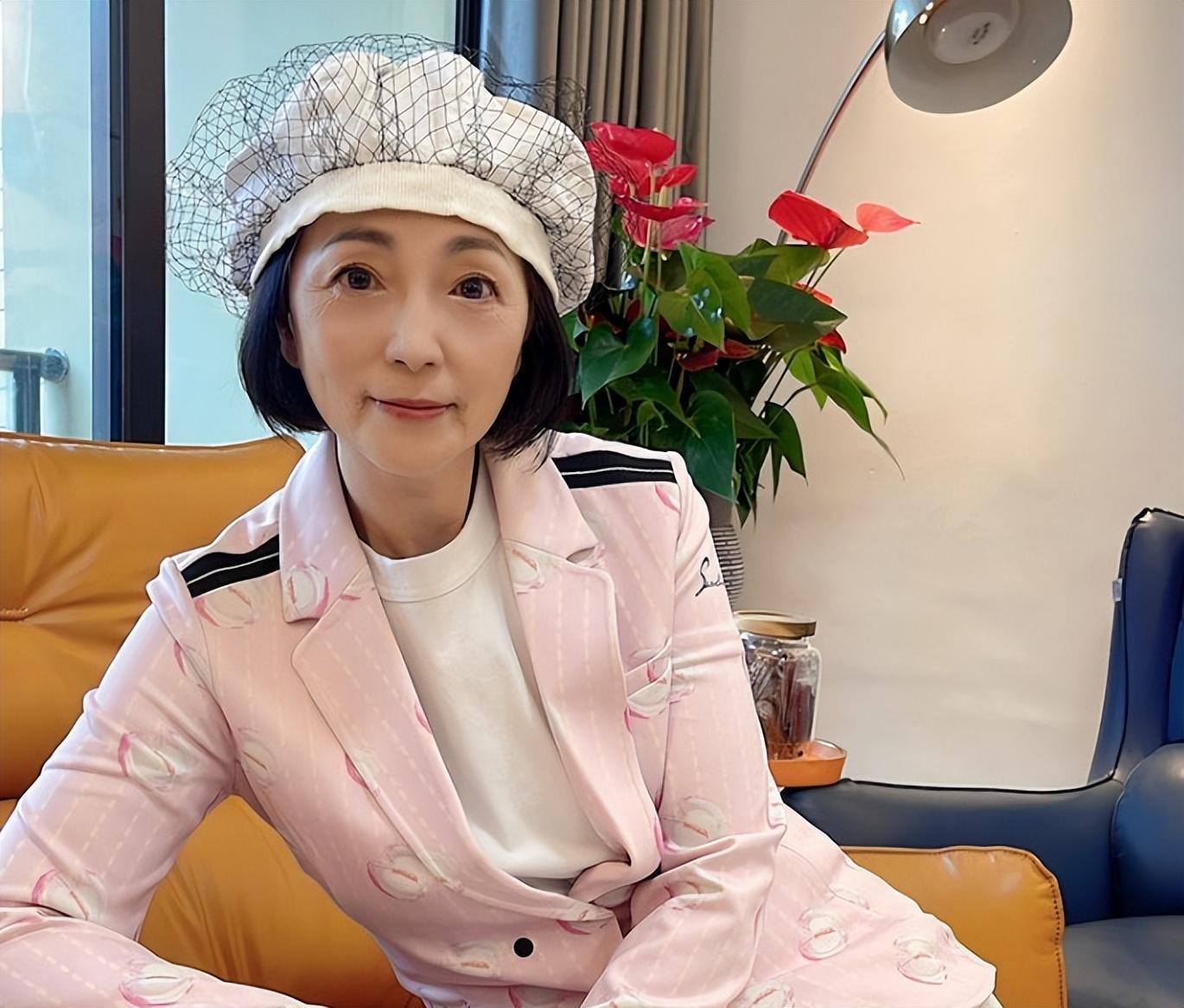 苑琼丹的演技获赞誉，林正英与她关系良好，社会地位受认可 - 360娱乐，你开心就好