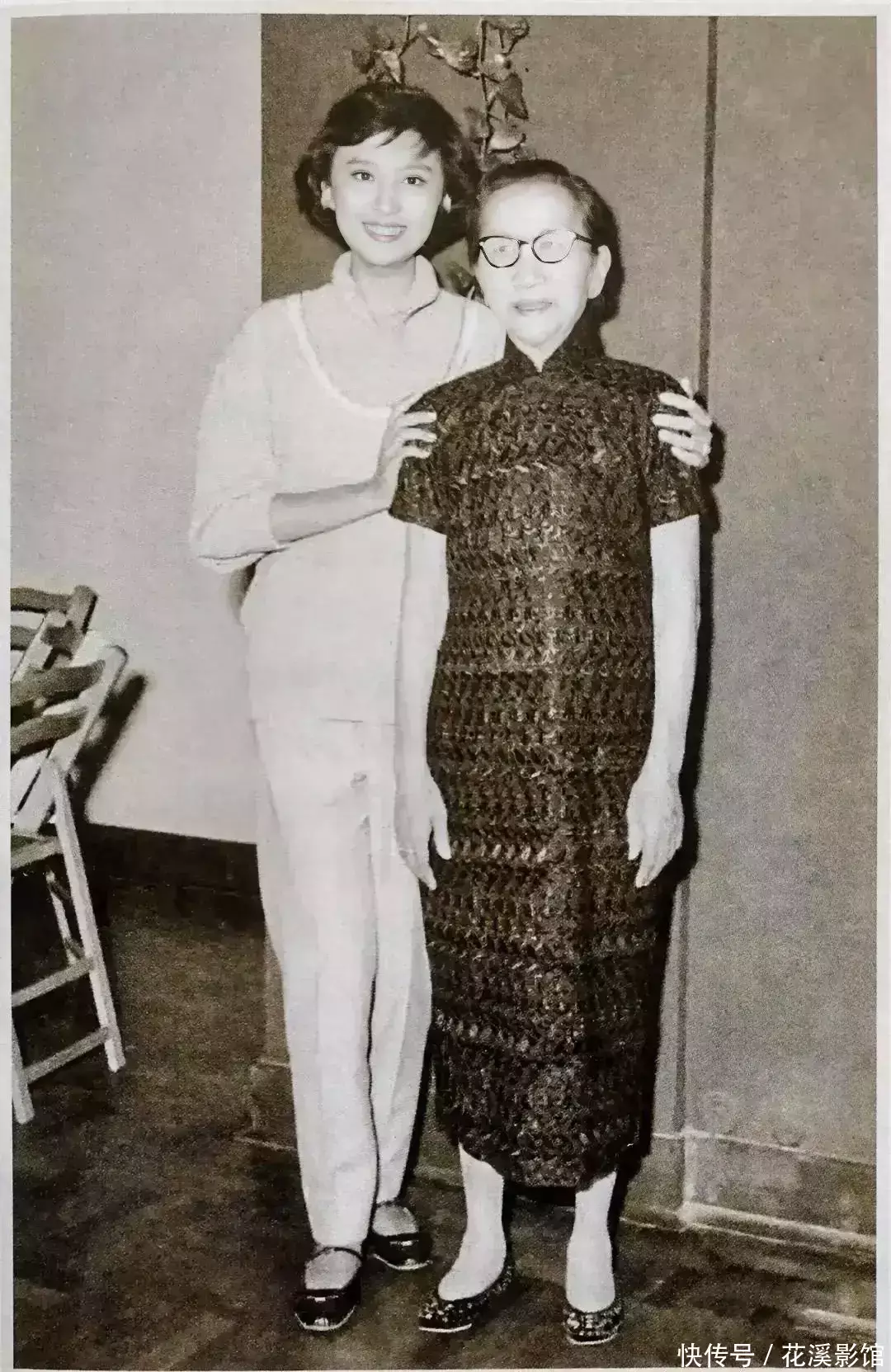 50年代,夏梦和母亲葛璐茜的合影,都是大美女,一生比女儿更传奇 - 360娱乐,你开心就好
