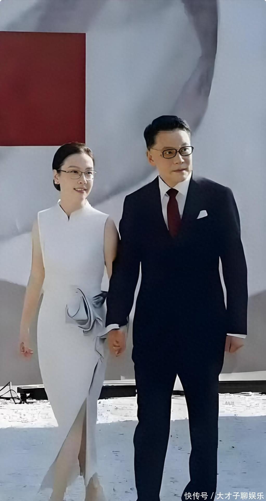 张丹红和李国庆的亲昵藏不住,叶璇曾喊“庆嫂”如今成话题焦点 - 360娱乐,你开心就好
