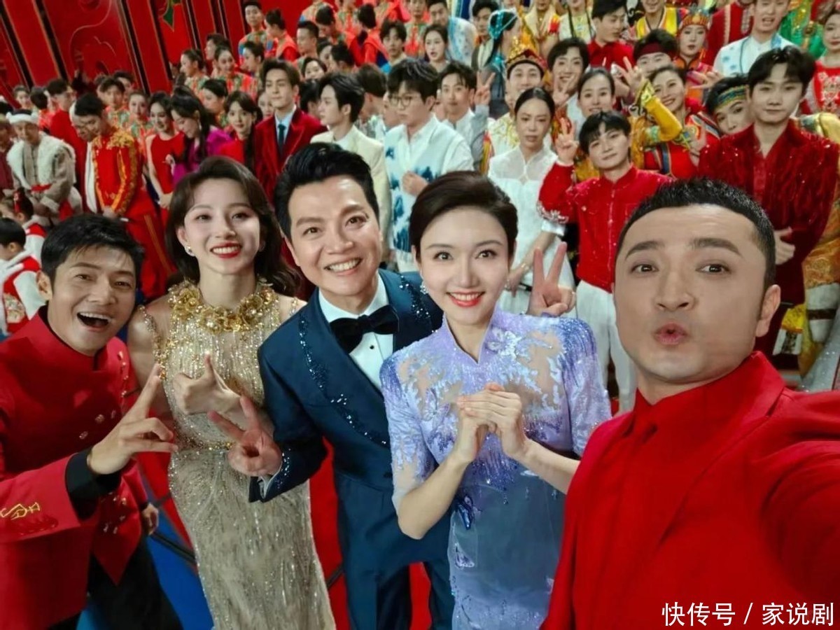 央视2025蛇年春晚主持人名单出炉，朱军、董卿、李思思无缘春晚 - 360娱乐，你开心就好