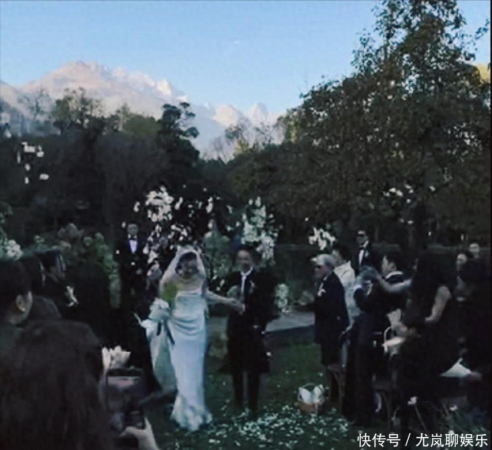 霍启仁与Namfon婚礼:低调而温暖,霍家人如何演绎“家人优先”? - 360娱乐,你开心就好