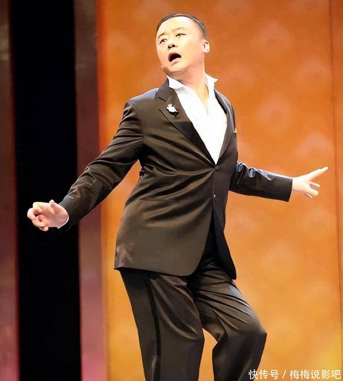 57岁周立波现状：定居美国低调生活，和富豪妻子偶尔回国 - 360娱乐，你开心就好