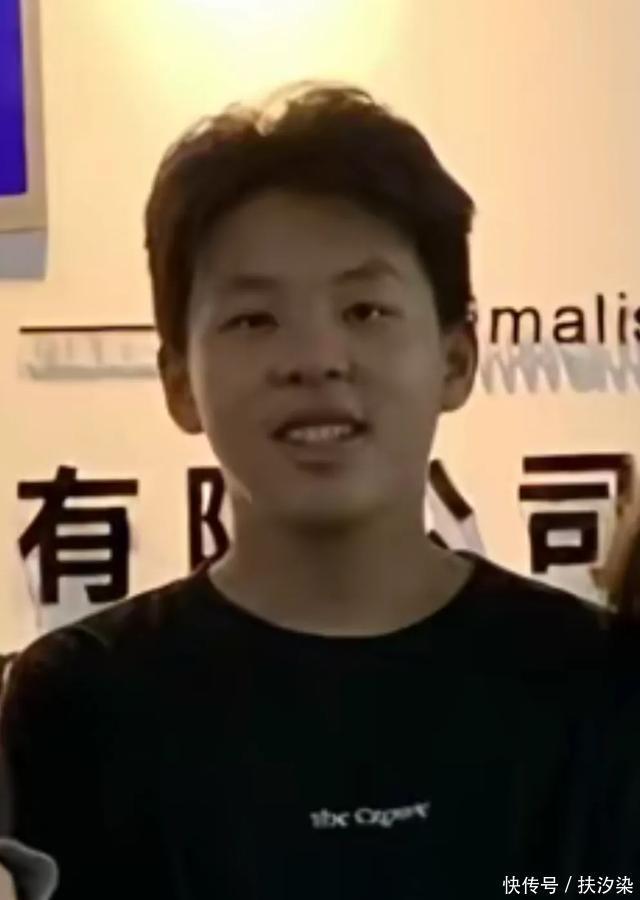 这些明星都是神仙颜值,家人却长得很磕碜,网友:凤凰出在麻雀窝 - 360娱乐,你开心就好