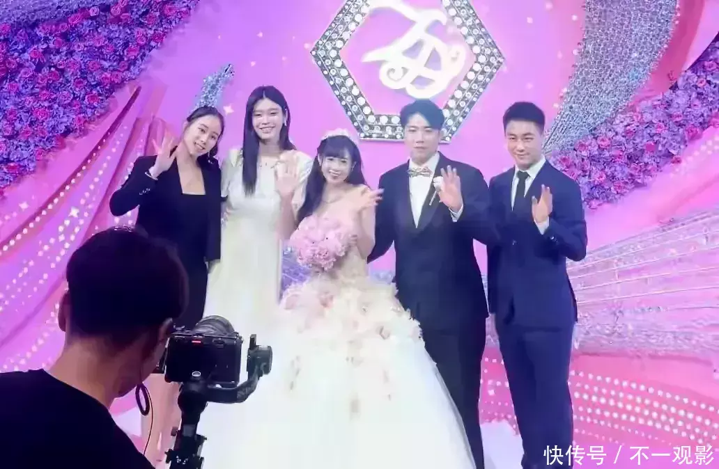 谢霆锋参加特步小公主婚礼，穿运动服不抢风头，和百亿富豪像兄弟 - 360娱乐，你开心就好