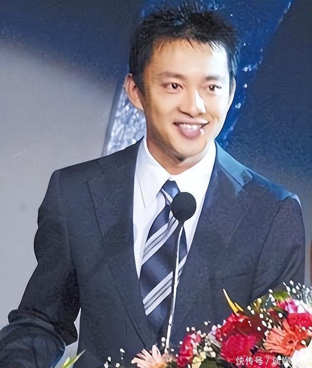 身家百亿，56岁头发全白，知名主持人亚宁现状：已是大集团老总 - 360娱乐，你开心就好