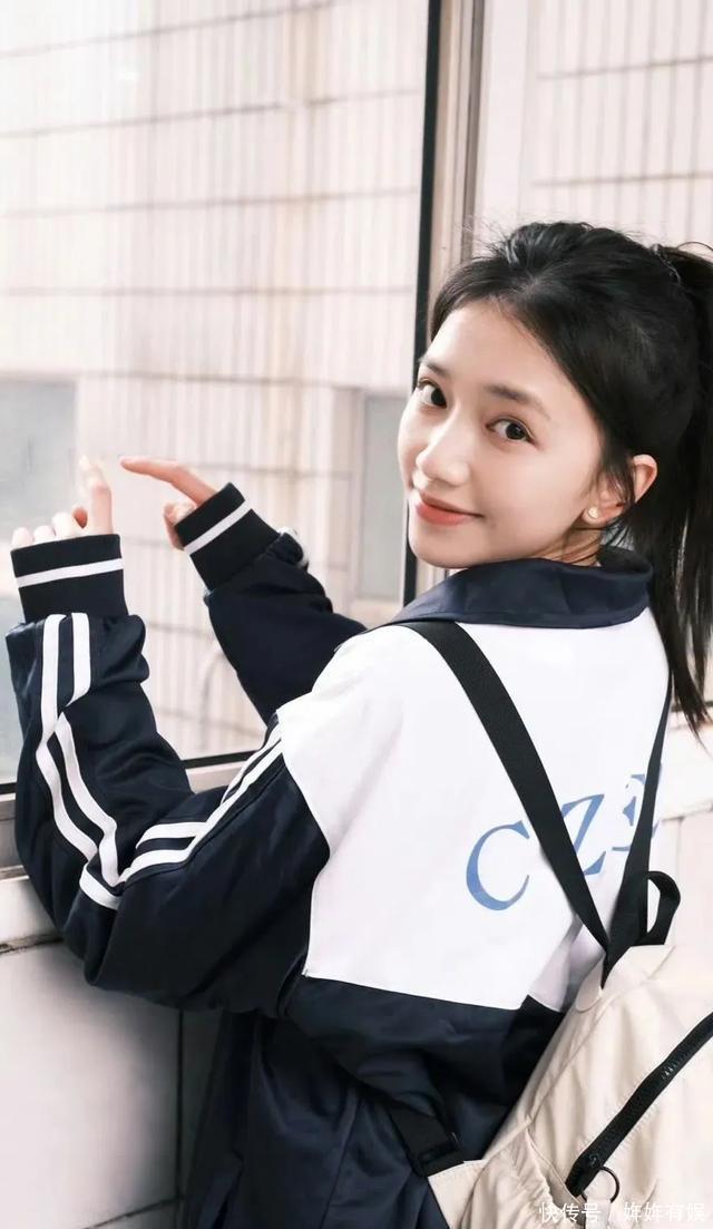 标题《段钰90后女演员梦想》 - 360娱乐，你开心就好