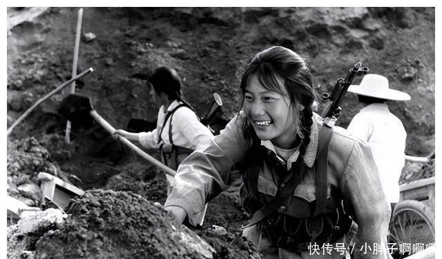 七十年代女知青下乡旧照，最后一张照片，颜值秒杀当今许多女明星 - 360娱乐，你开心就好