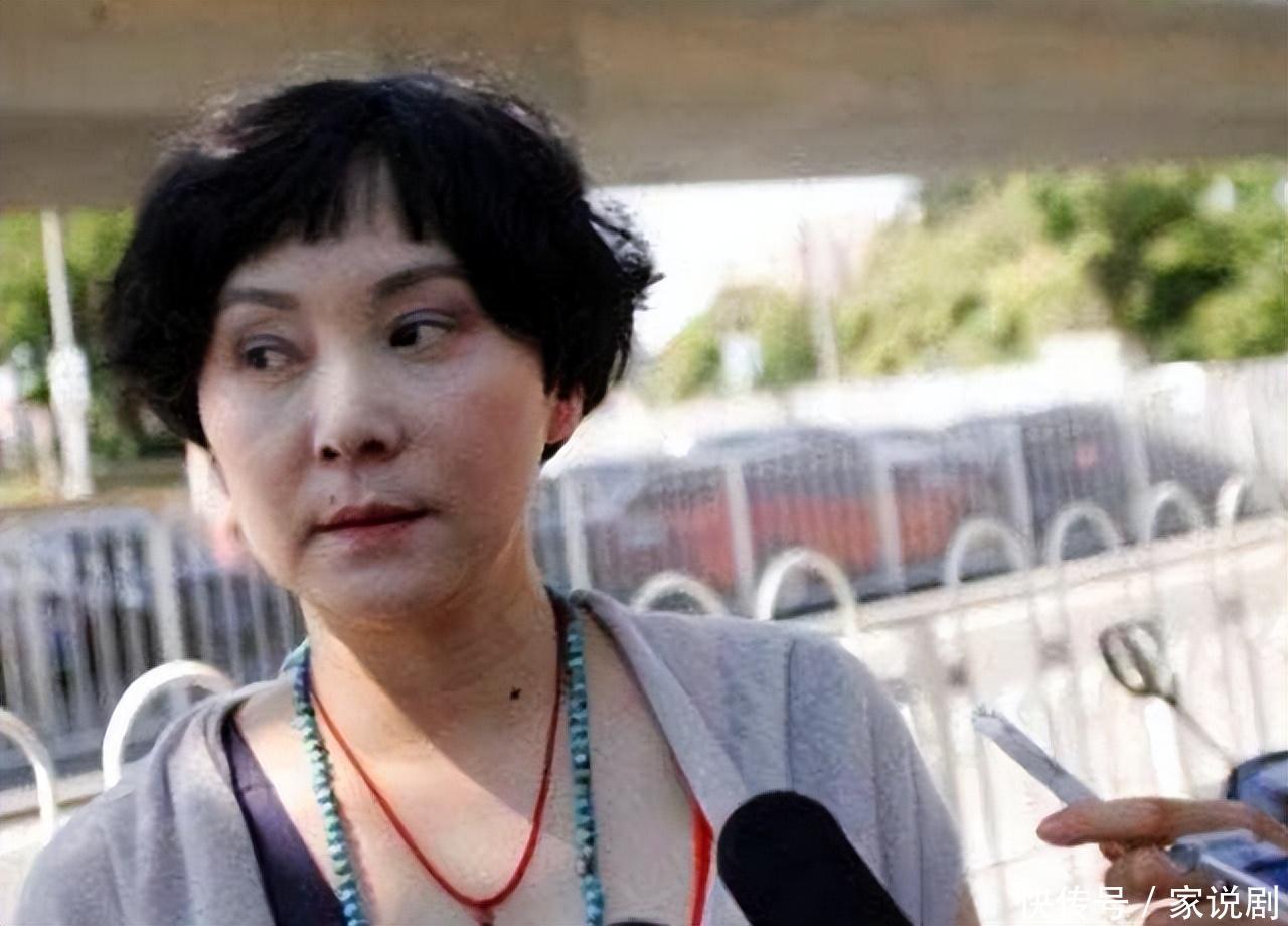 安雯:红楼梦晴雯扮演者,被丈夫宠爱23年,晚年砸锅卖铁无家可归 - 360娱乐,你开心就好