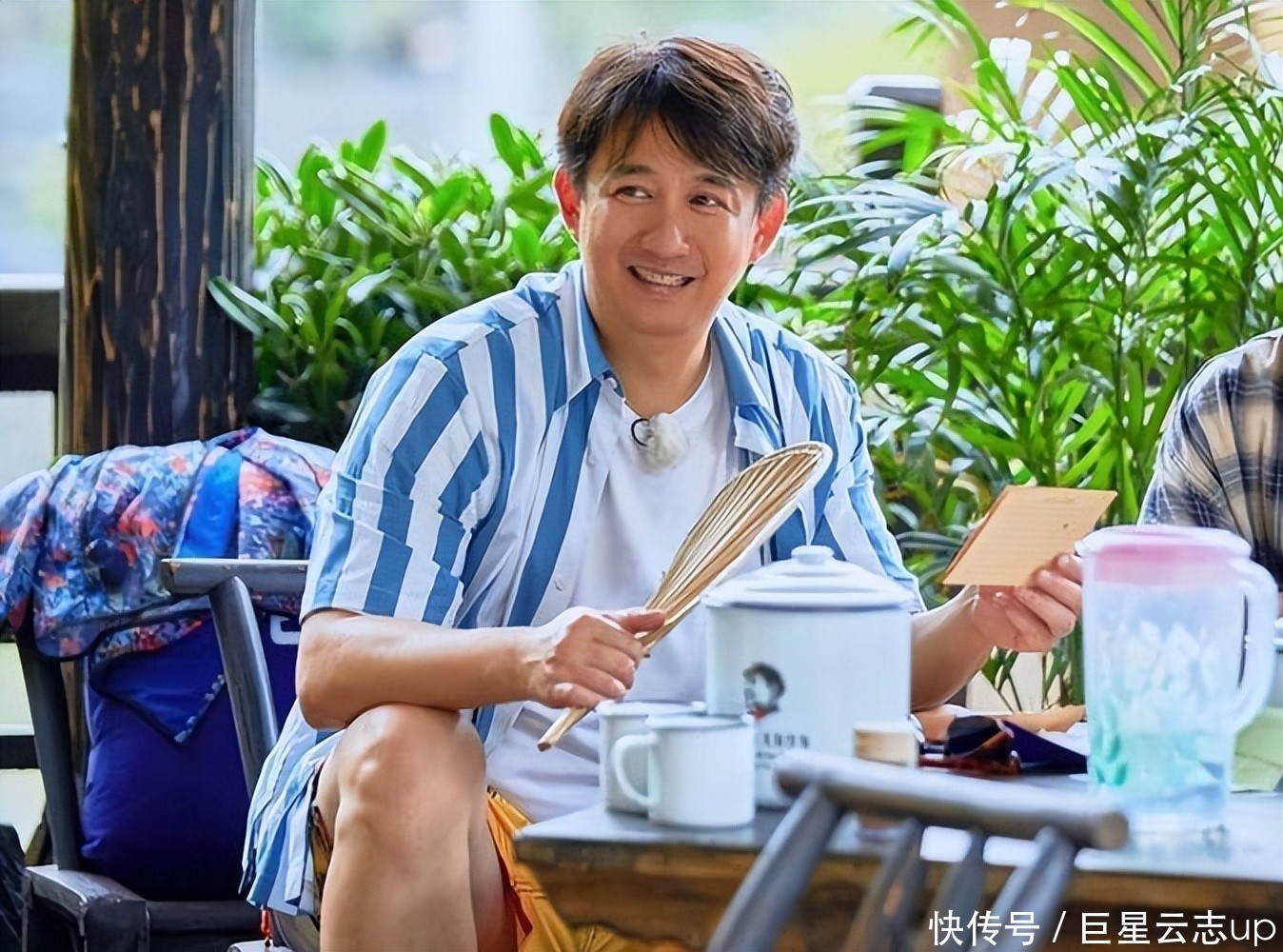 黄磊又摊上事了!官媒实锤,牵连张国立!他走到这步,早有预兆