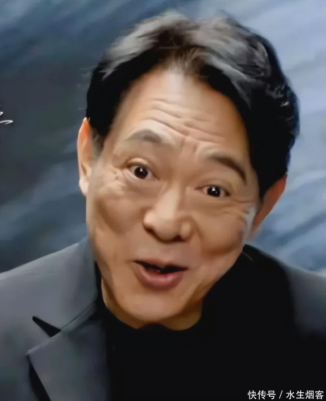 李连杰携利智露面，扎起小辫戴眼镜，面容苍老好似80岁 - 360娱乐，你开心就好