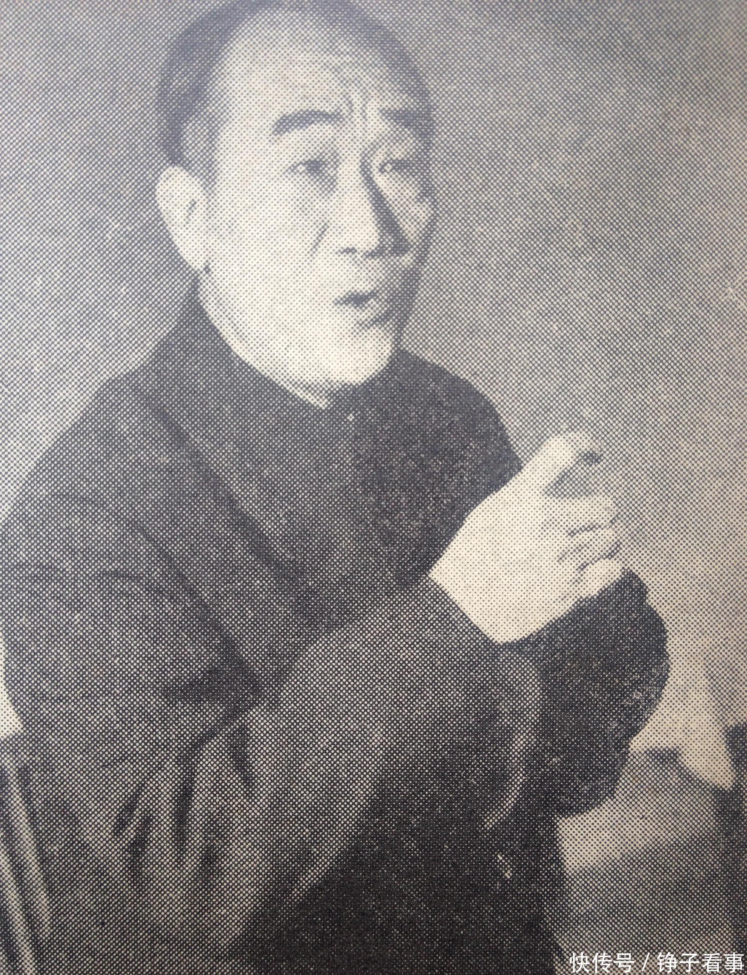 曾怨恨父亲侯耀文14年,还状告侯耀华,如今42岁的侯瓒过得怎样? - 360娱乐,你开心就好