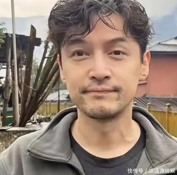 车祸过去20年，胡歌带女儿认张冕父母，一句生死承诺坚守半生 - 360娱乐，你开心就好