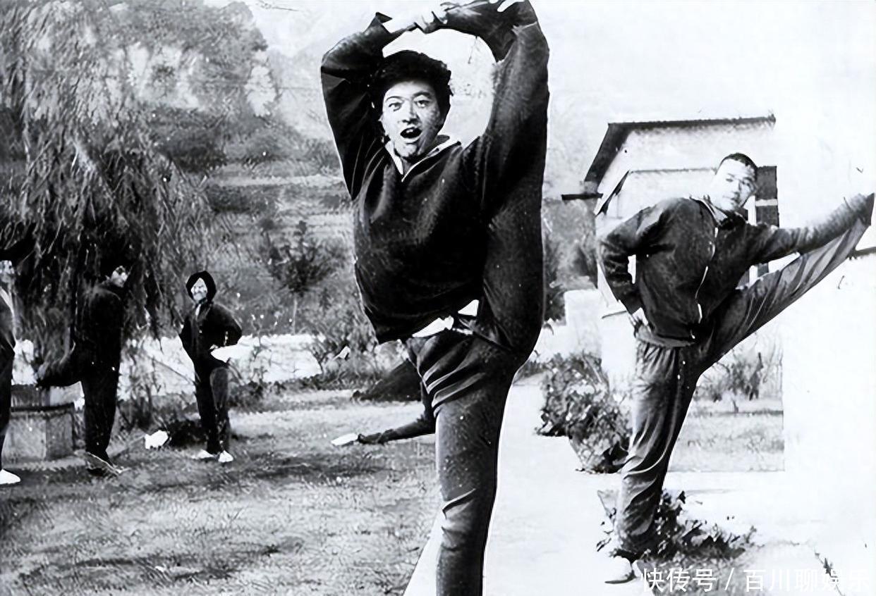 回顾周里京:帅过陈道明,初恋去世30年后,他过的幸福吗? - 360娱乐,你开心就好
