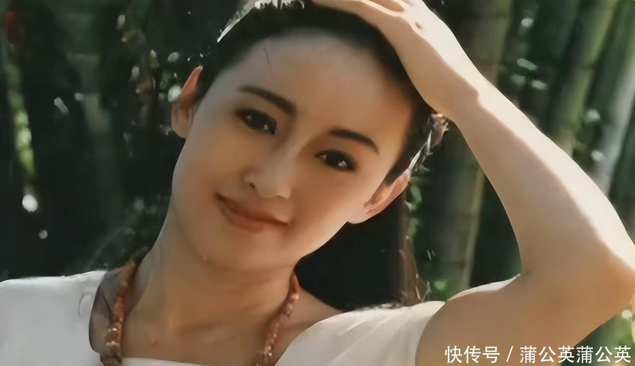 王强是一位资深的著名演员，以精湛的表演和亲切形象受到观众喜爱 - 360娱乐，你开心就好