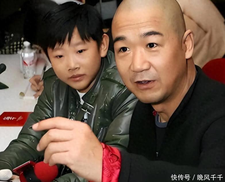 演员侯祥:9岁停止发育,人到中年只能演孩子,娶娇妻却被嘲母子 - 360娱乐,你开心就好