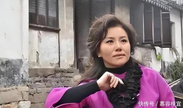 央视主持方静被舆论毁掉人生,44岁去世在台湾,她的遭遇让人感慨 - 360娱乐,你开心就好