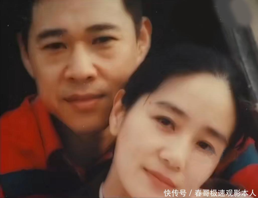 霍凡,嫁给大12岁张丰毅,结婚30年却不要孩子,她到底图什么? - 360娱乐,你开心就好