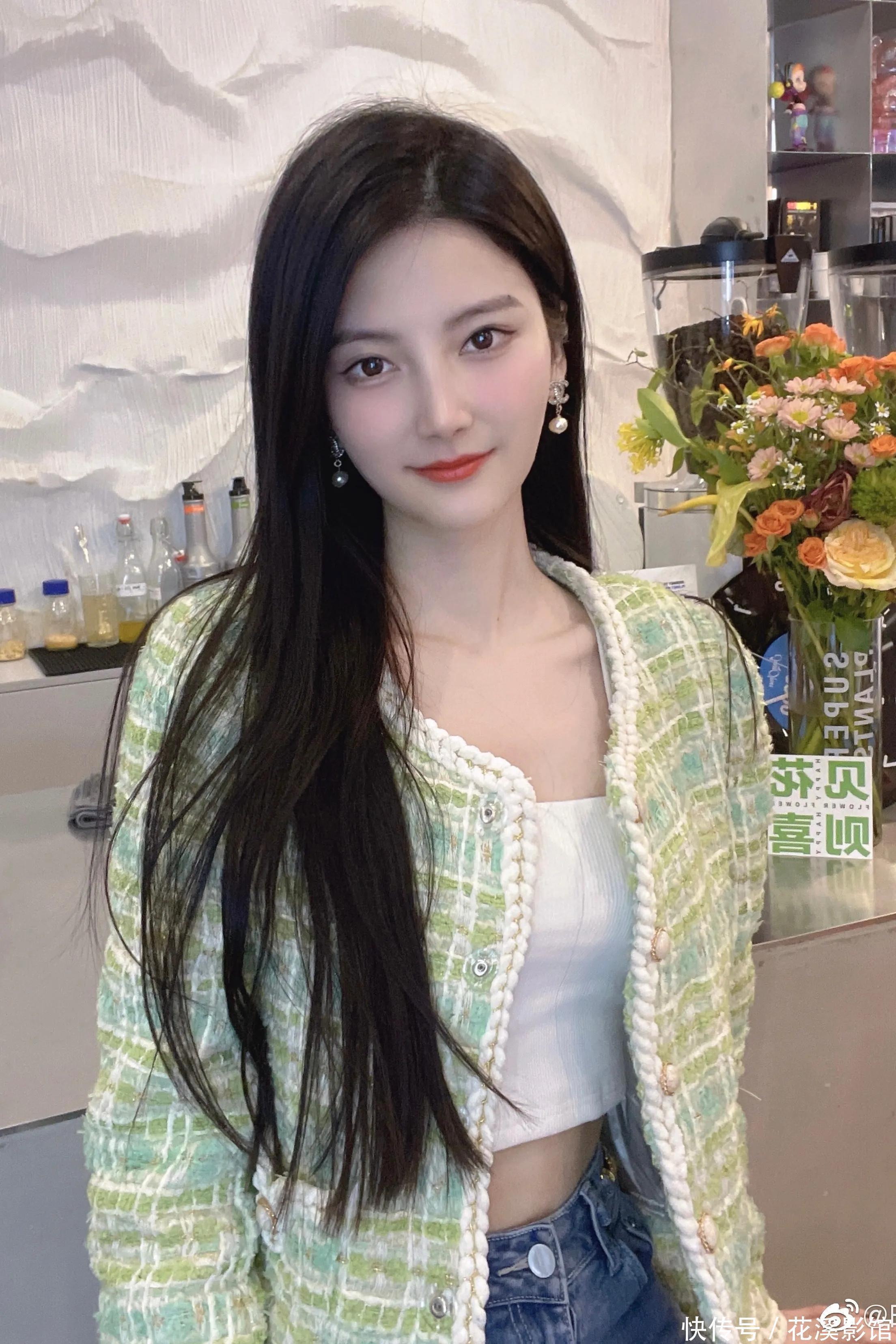 女演员刘昕念美照 - 360娱乐,你开心就好