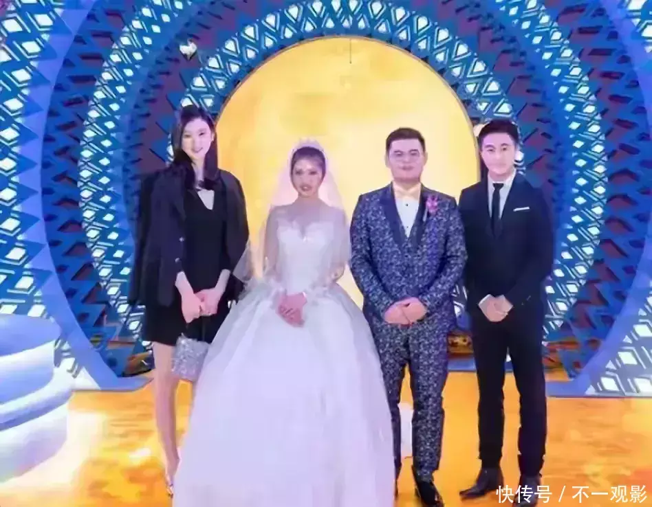 谢霆锋参加特步小公主婚礼,穿运动服不抢风头,和百亿富豪像兄弟 - 360娱乐,你开心就好