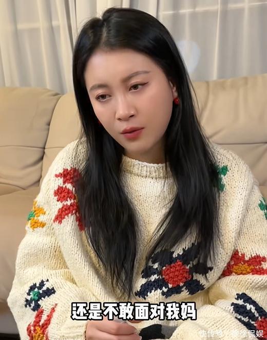 李嘉格离婚后带俩娃,热恋小11岁男友活成爽文女主,还开了好几家店 - 360娱乐,你开心就好