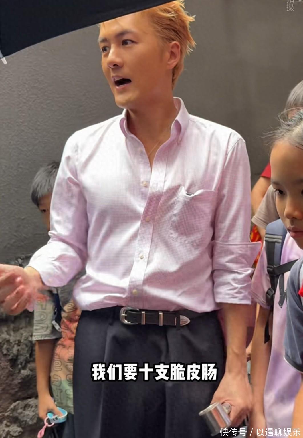 歌手吴克群做了很多人不敢做的事！他的这个举动，引发网友热议 - 360娱乐，你开心就好