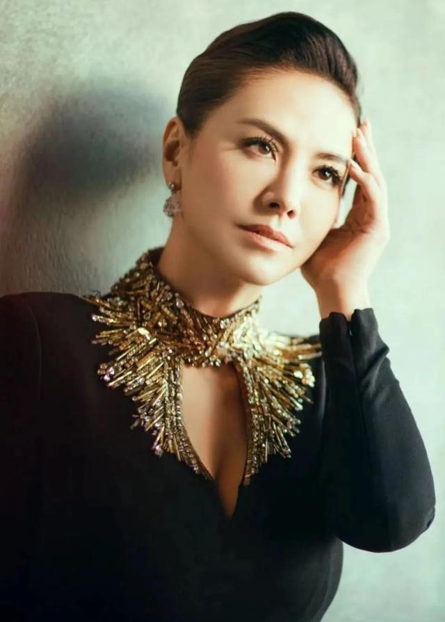 “台湾第一美女”田丽:出道40年优雅豁达,打造私人农场享受美丽人生 - 360娱乐,你开心就好