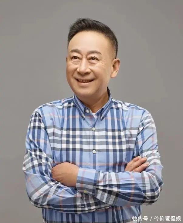 72岁龚仁龙：前妻嫁同事，娶小30岁娇妻，老来得女后的人生AB面 - 360娱乐，你开心就好