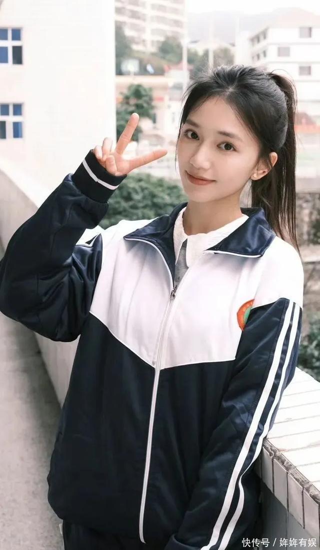 标题《段钰90后女演员梦想》 - 360娱乐，你开心就好