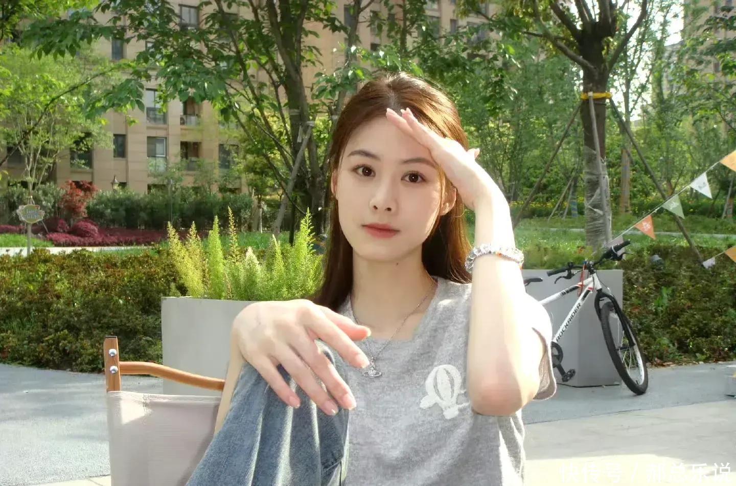 继徐艺真后,短剧圈一姐候选人争议不断,王格格左一进军前三甲 - 360娱乐,你开心就好