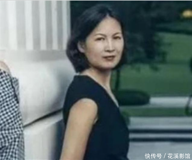 华为老板娘比奶茶妹妹美，秘书上位太励志，小老公30岁温柔又可爱 - 360娱乐，你开心就好