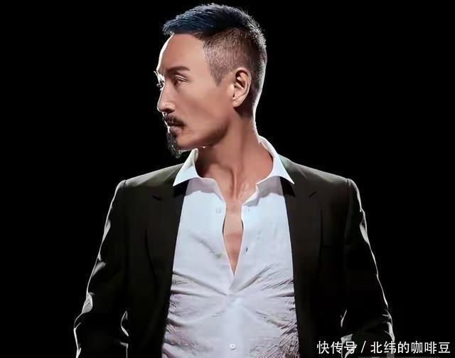 被张国荣赞赏,却在陈百强去世后离开歌坛,音乐鬼才周启生怎样了 - 360娱乐,你开心就好
