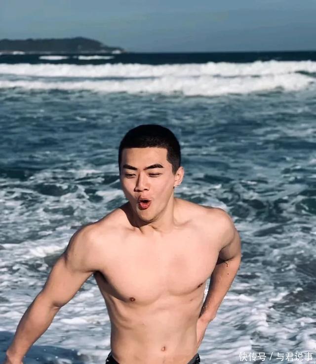 杨博潇是一位才华横溢的青年男演员,他的身上散发迷人气质。 - 360娱乐,你开心就好