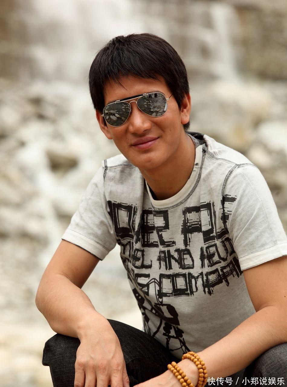 回顾蒲巴甲情史引热议:和梁洁即将结婚却分手,其追求成谜