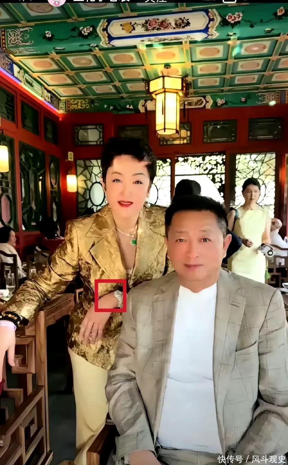 汪小菲大婚,父亲汪则翰夫妻罕见亮相,赵女士与张兰还是好闺蜜! - 360娱乐,你开心就好